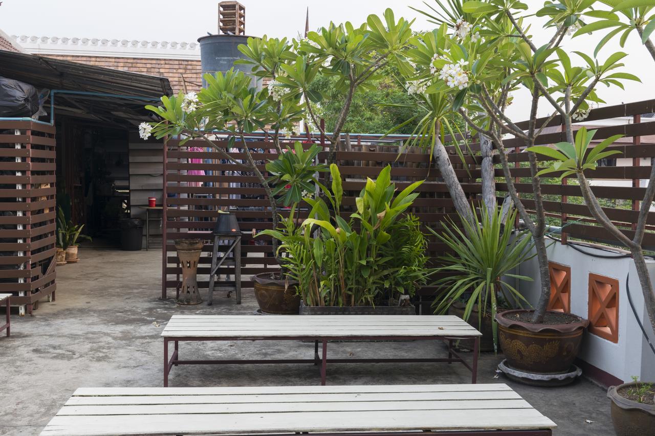 Junior House Hostel Chiang Mai Ngoại thất bức ảnh