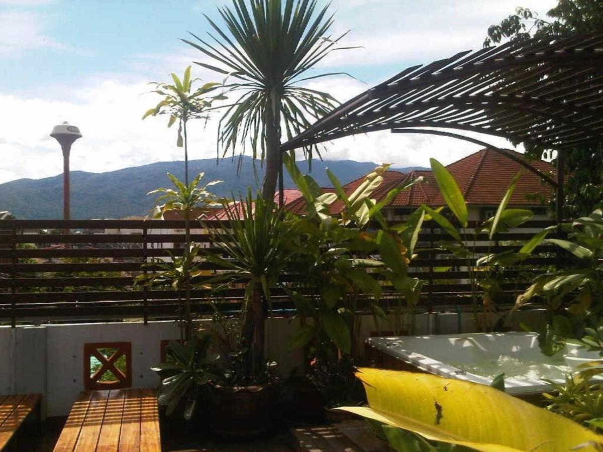 Junior House Hostel Chiang Mai Ngoại thất bức ảnh